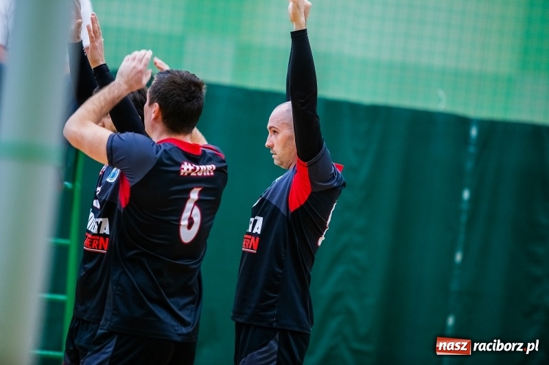 Zdjęcie w galerii na portalu naszraciborz.pl: JP Telebim RLPS. Bez niespodzianek w szóstej kolejce wiadomości z regionu