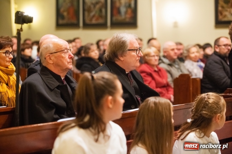 Zdjęcie w galerii na portalu naszraciborz.pl: 40- lecie chóru parafii św. Anny w Babicach wiadomości z regionu