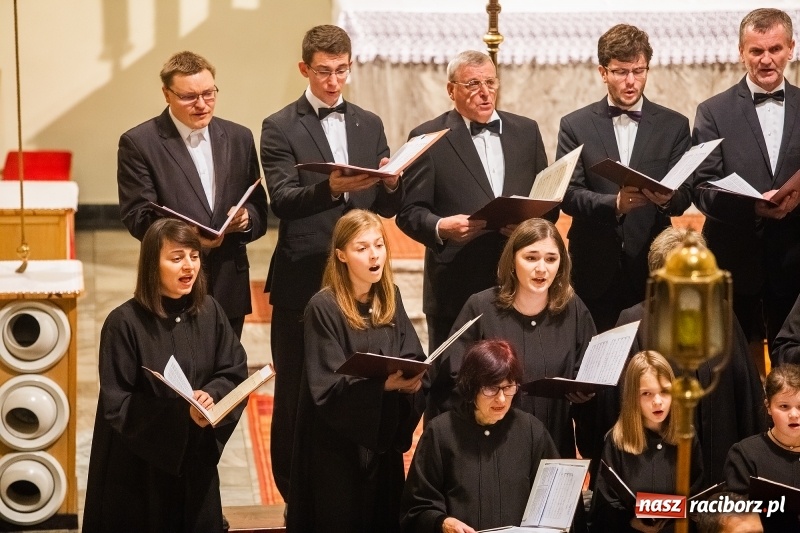 Zdjęcie w galerii na portalu naszraciborz.pl: 40- lecie chóru parafii św. Anny w Babicach wiadomości z regionu