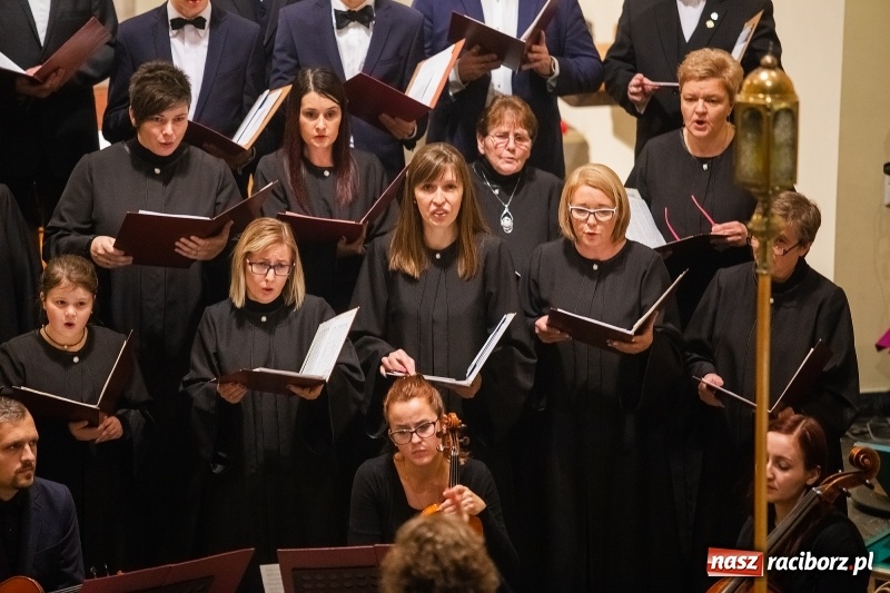 Zdjęcie w galerii na portalu naszraciborz.pl: 40- lecie chóru parafii św. Anny w Babicach wiadomości z regionu