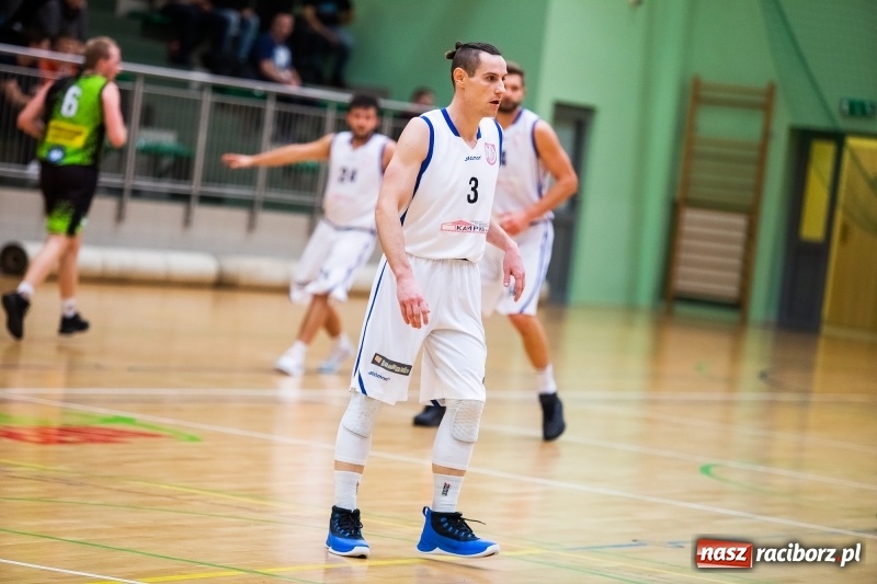 Zdjęcie w galerii na portalu naszraciborz.pl: Akademicy z Gliwic bez szans w starciu z Ofensywą wiadomości z regionu