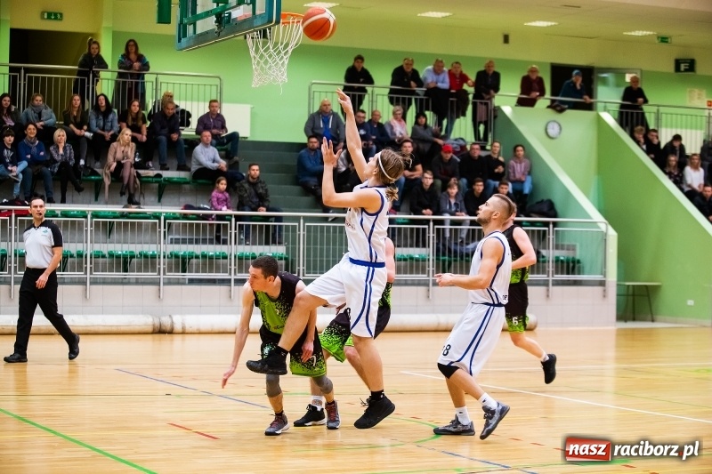 Zdjęcie w galerii na portalu naszraciborz.pl: Akademicy z Gliwic bez szans w starciu z Ofensywą wiadomości z regionu
