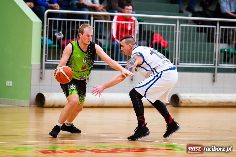 Zdjęcie w galerii na portalu naszraciborz.pl: Akademicy z Gliwic bez szans w starciu z Ofensywą wiadomości z regionu