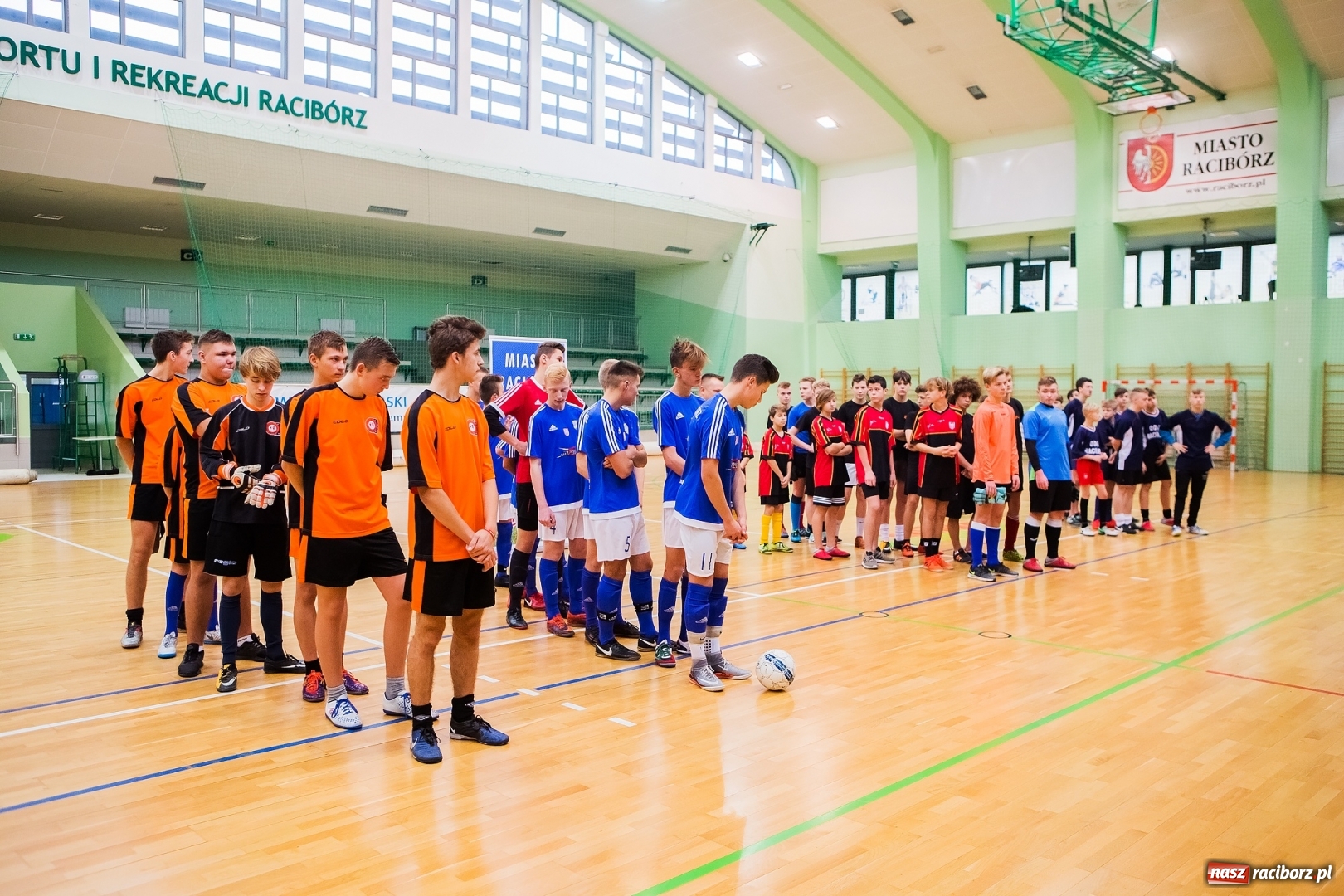 Zdjęcie w galerii na portalu naszraciborz.pl: Turniej piłki nożnej w Arenie Rafako wiadomości z regionu