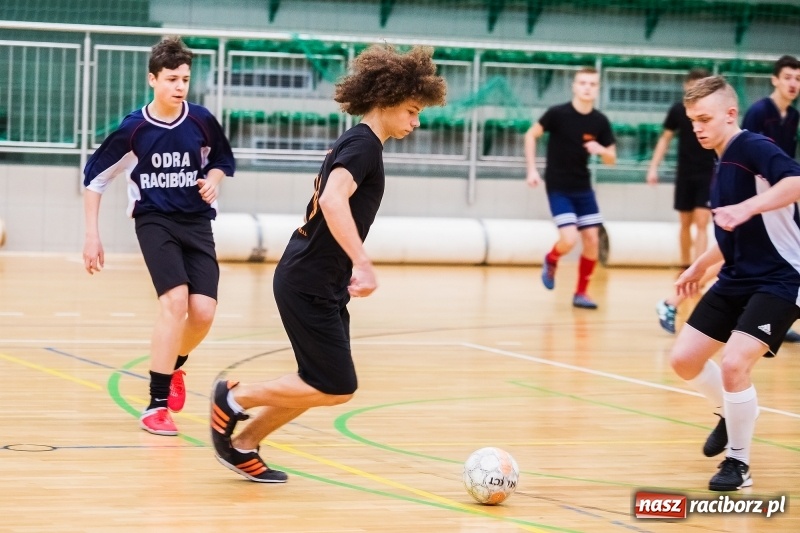 Zdjęcie w galerii na portalu naszraciborz.pl: Turniej piłki nożnej w Arenie Rafako wiadomości z regionu