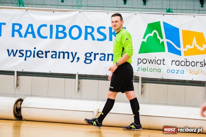 Zdjęcie w galerii na portalu naszraciborz.pl: Turniej piłki nożnej w Arenie Rafako wiadomości z regionu
