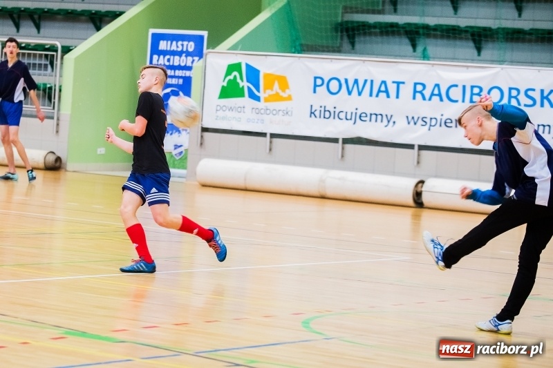 Zdjęcie w galerii na portalu naszraciborz.pl: Turniej piłki nożnej w Arenie Rafako wiadomości z regionu