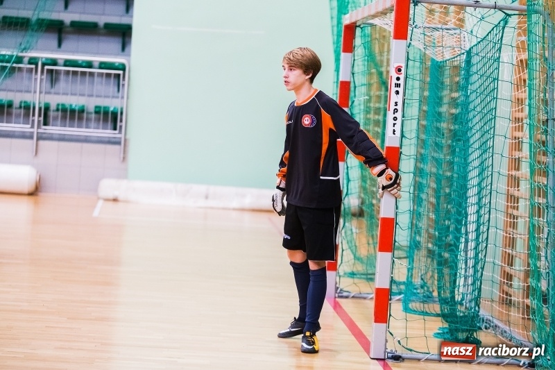 Zdjęcie w galerii na portalu naszraciborz.pl: Turniej piłki nożnej w Arenie Rafako wiadomości z regionu