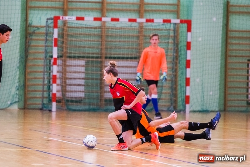 Zdjęcie w galerii na portalu naszraciborz.pl: Turniej piłki nożnej w Arenie Rafako wiadomości z regionu