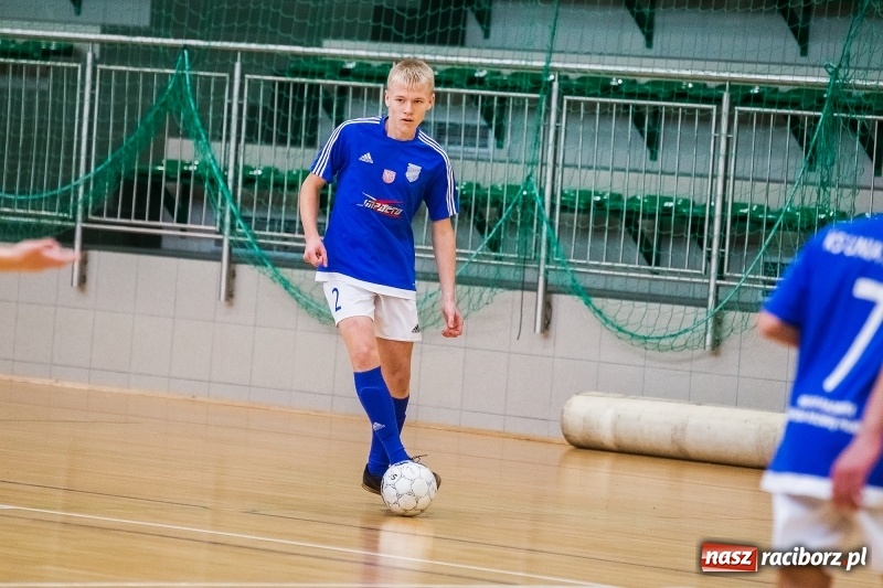 Zdjęcie w galerii na portalu naszraciborz.pl: Turniej piłki nożnej w Arenie Rafako wiadomości z regionu