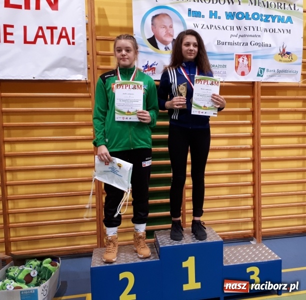 Zdjęcie w galerii na portalu naszraciborz.pl: Udany start zapaśniczek w Gogolinie  wiadomości z regionu
