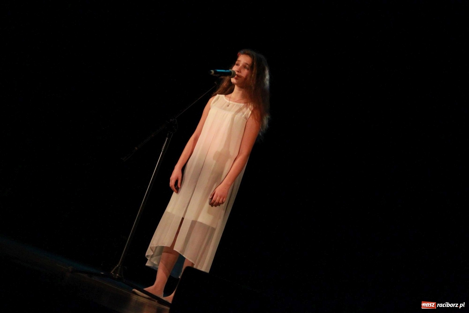 Zdjęcie w galerii na portalu naszraciborz.pl: Miraż na koncercie z okazji 100-lecia Niepodległości  wiadomości z regionu