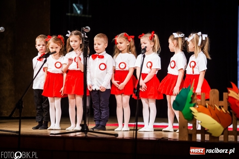 Zdjęcie w galerii na portalu naszraciborz.pl: II Przegląd Małych Form Teatralnych w RCK wiadomości z regionu