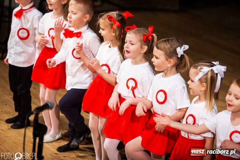 Zdjęcie w galerii na portalu naszraciborz.pl: II Przegląd Małych Form Teatralnych w RCK wiadomości z regionu