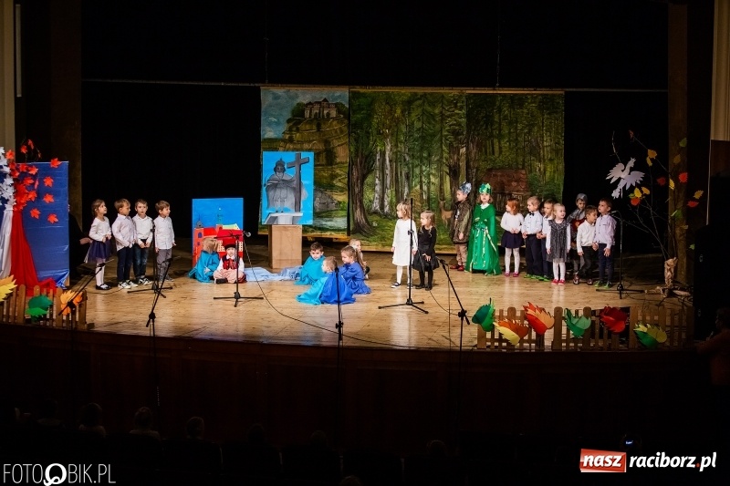 Zdjęcie w galerii na portalu naszraciborz.pl: II Przegląd Małych Form Teatralnych w RCK wiadomości z regionu