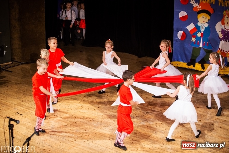 Zdjęcie w galerii na portalu naszraciborz.pl: II Przegląd Małych Form Teatralnych w RCK wiadomości z regionu