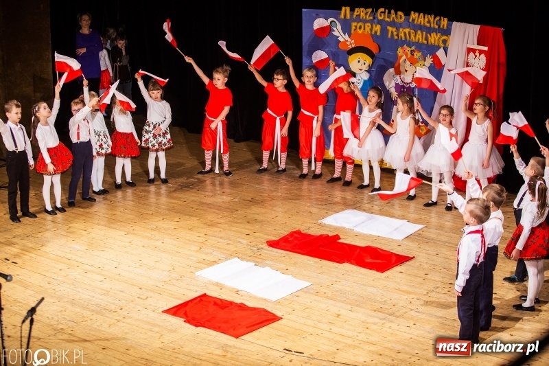 Zdjęcie w galerii na portalu naszraciborz.pl: II Przegląd Małych Form Teatralnych w RCK wiadomości z regionu