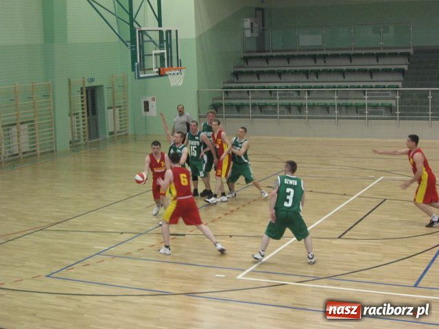Zdjęcie w galerii na portalu naszraciborz.pl: PLAYOFFS rozpoczęte wiadomości z regionu