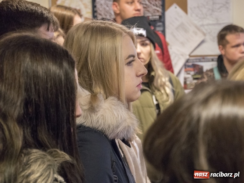 Zdjęcie w galerii na portalu naszraciborz.pl: Zostań Policjantem! Dzień otwarty w Komendzie Powiatowej Policji wiadomości z regionu