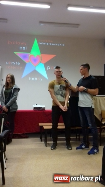 Zdjęcie w galerii na portalu naszraciborz.pl: Zostań Gwiazdą, oswajaj tygrysa! – program profilaktyki zintegrowanej w CKZiU nr 1 wiadomości z regionu