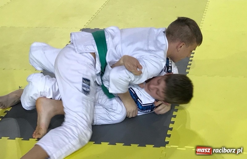 Zdjęcie w galerii na portalu naszraciborz.pl: Łamatorzy zaimponowali na kuźniańskich matach  wiadomości z regionu