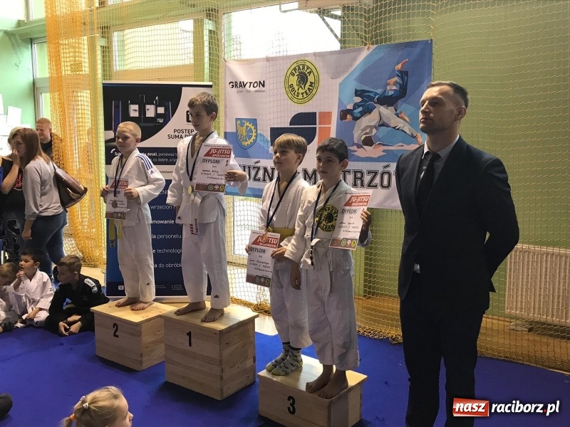 Zdjęcie w galerii na portalu naszraciborz.pl: Łamatorzy zaimponowali na kuźniańskich matach  wiadomości z regionu