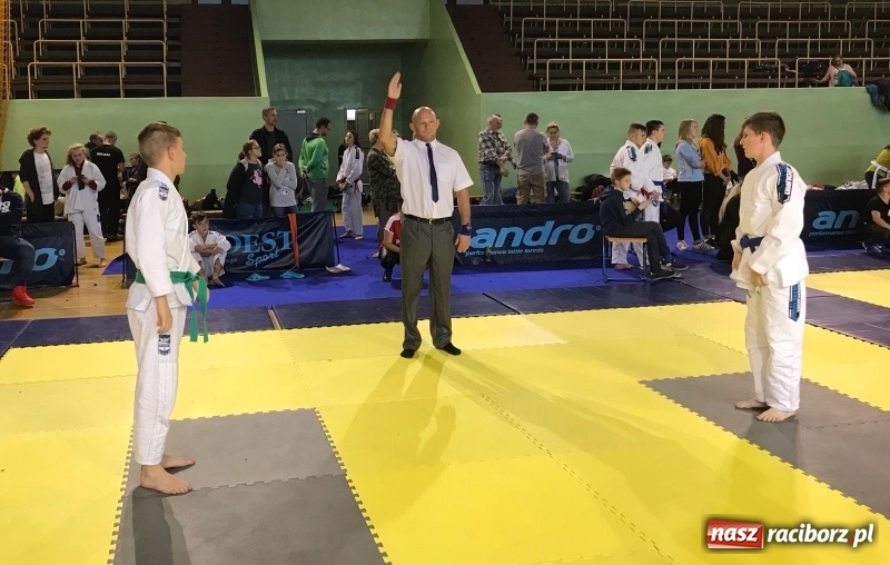 Zdjęcie w galerii na portalu naszraciborz.pl: Łamatorzy zaimponowali na kuźniańskich matach  wiadomości z regionu