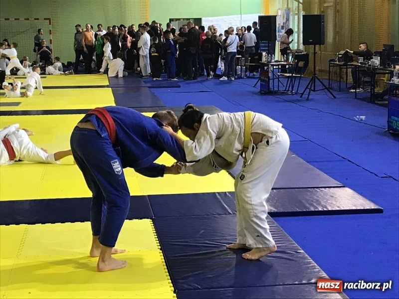 Zdjęcie w galerii na portalu naszraciborz.pl: Łamatorzy zaimponowali na kuźniańskich matach  wiadomości z regionu