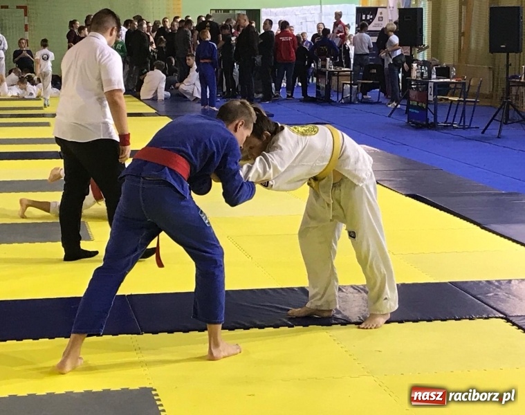 Zdjęcie w galerii na portalu naszraciborz.pl: Łamatorzy zaimponowali na kuźniańskich matach  wiadomości z regionu