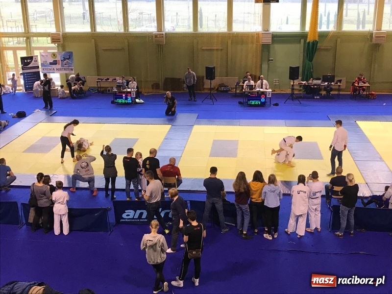 Zdjęcie w galerii na portalu naszraciborz.pl: Łamatorzy zaimponowali na kuźniańskich matach  wiadomości z regionu