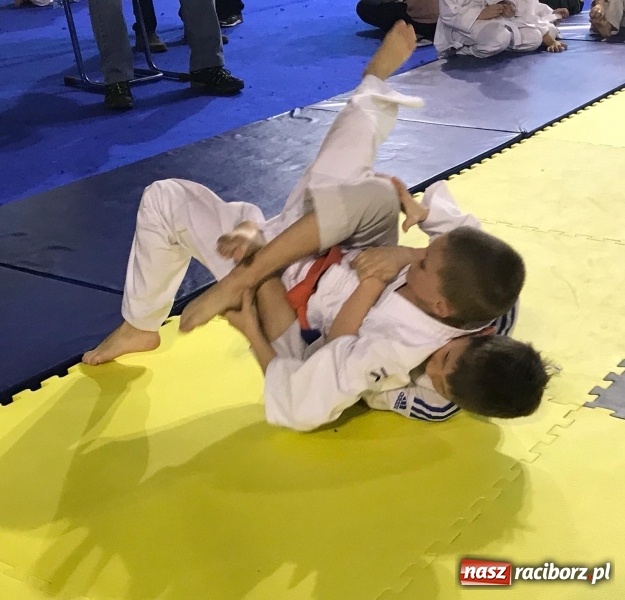 Zdjęcie w galerii na portalu naszraciborz.pl: Łamatorzy zaimponowali na kuźniańskich matach  wiadomości z regionu