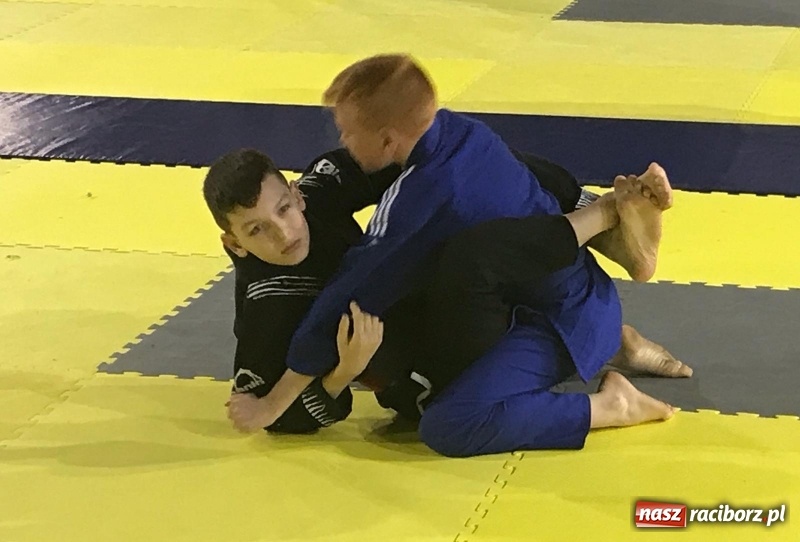 Zdjęcie w galerii na portalu naszraciborz.pl: Łamatorzy zaimponowali na kuźniańskich matach  wiadomości z regionu