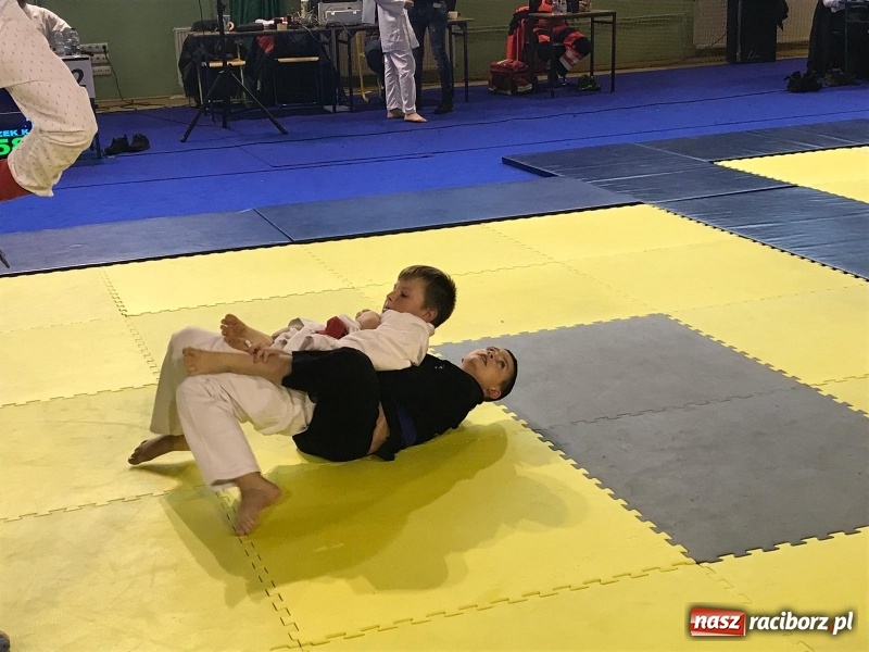 Zdjęcie w galerii na portalu naszraciborz.pl: Łamatorzy zaimponowali na kuźniańskich matach  wiadomości z regionu