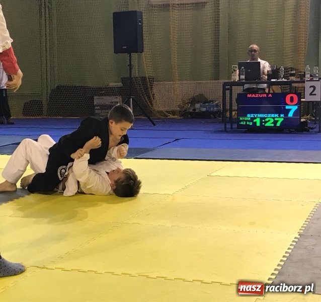 Zdjęcie w galerii na portalu naszraciborz.pl: Łamatorzy zaimponowali na kuźniańskich matach  wiadomości z regionu