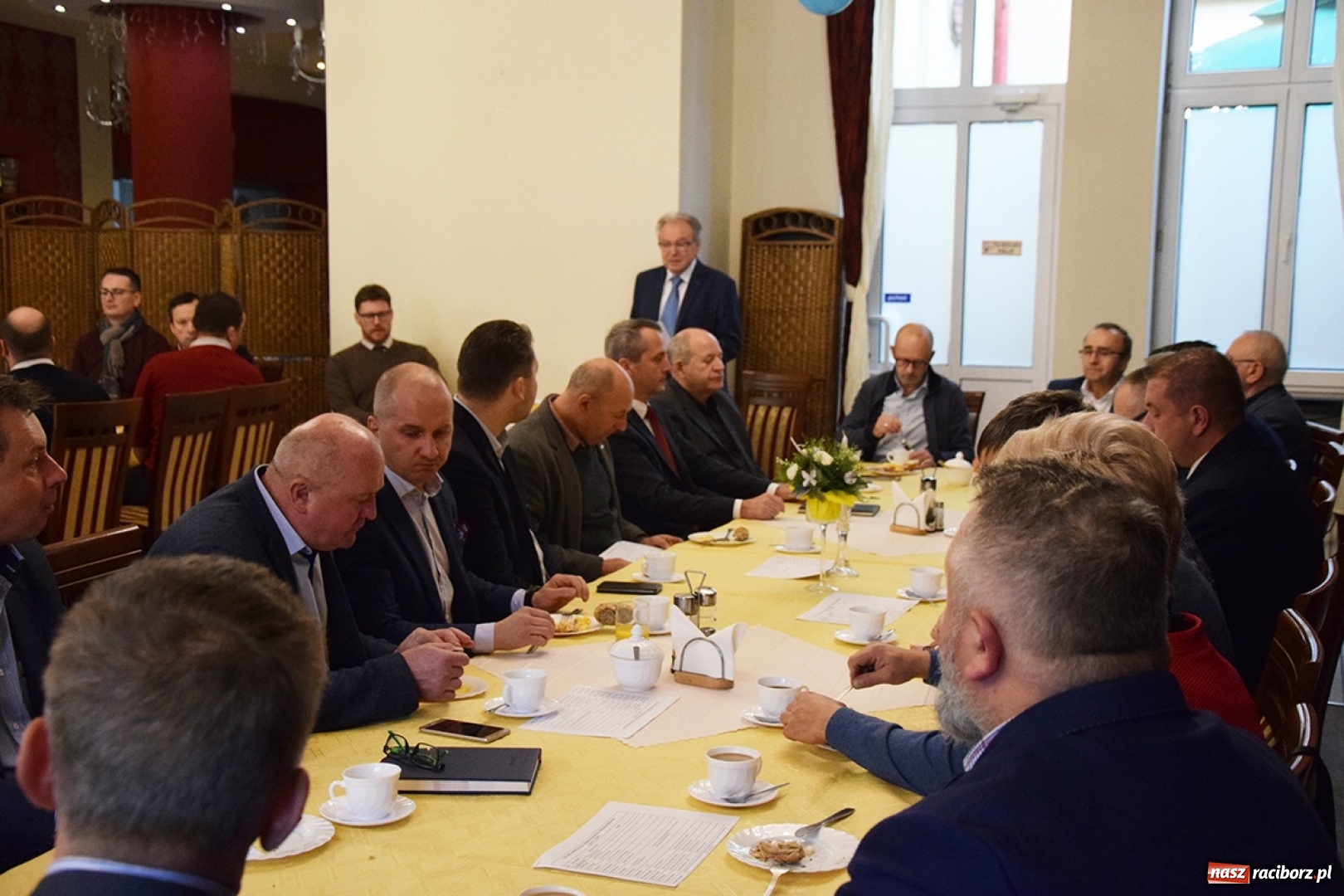 Zdjęcie w galerii na portalu naszraciborz.pl: Przedsiębiorcy zjedli śniadanie z nowymi władzami  wiadomości z regionu
