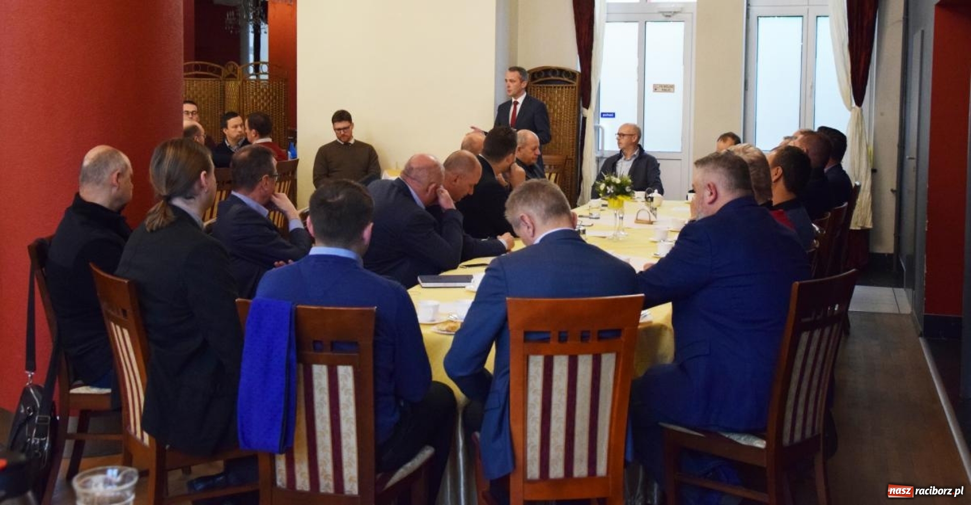 Zdjęcie w galerii na portalu naszraciborz.pl: Przedsiębiorcy zjedli śniadanie z nowymi władzami  wiadomości z regionu