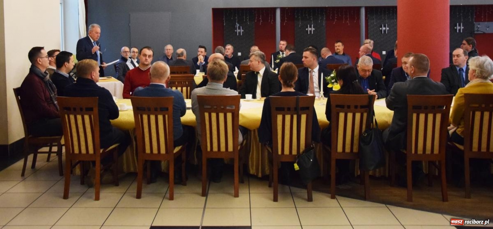 Zdjęcie w galerii na portalu naszraciborz.pl: Przedsiębiorcy zjedli śniadanie z nowymi władzami  wiadomości z regionu