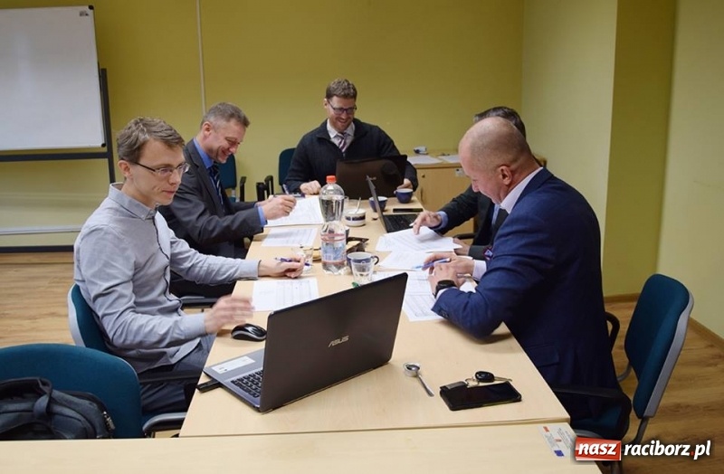 Zdjęcie w galerii na portalu naszraciborz.pl: Pięć biznesplanów walczy o pięć tysięcy złotych  wiadomości z regionu