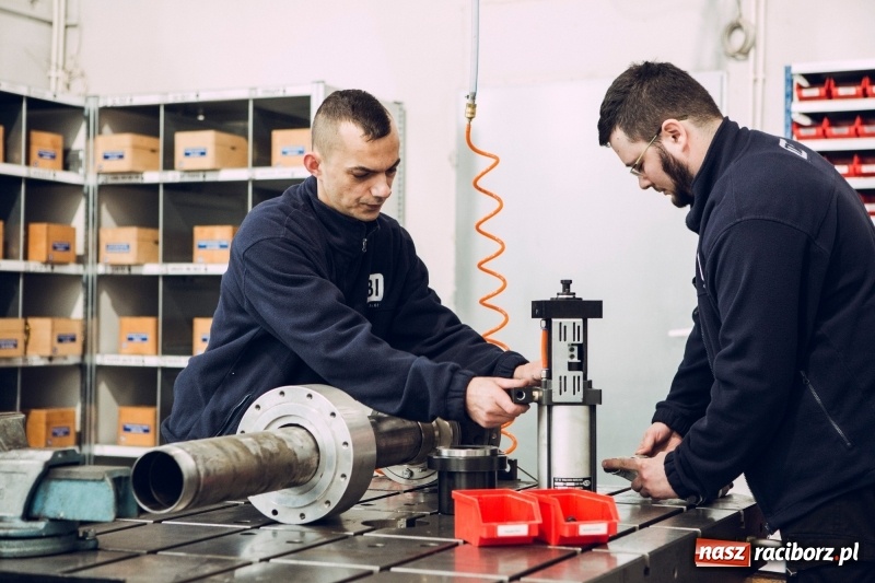 Zdjęcie w galerii na portalu naszraciborz.pl: Współczesne kobiety nie boją się wyzwań w zawodach technicznych  wiadomości z regionu