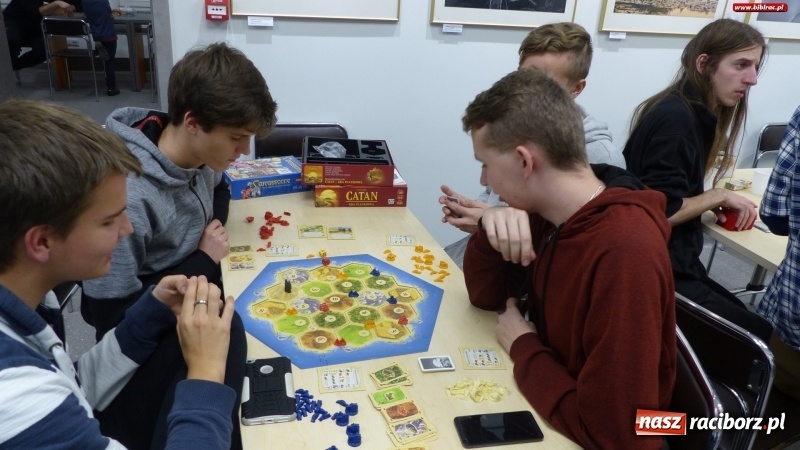 Zdjęcie w galerii na portalu naszraciborz.pl: Raciborska biblioteka stawia na planszówki wiadomości z regionu