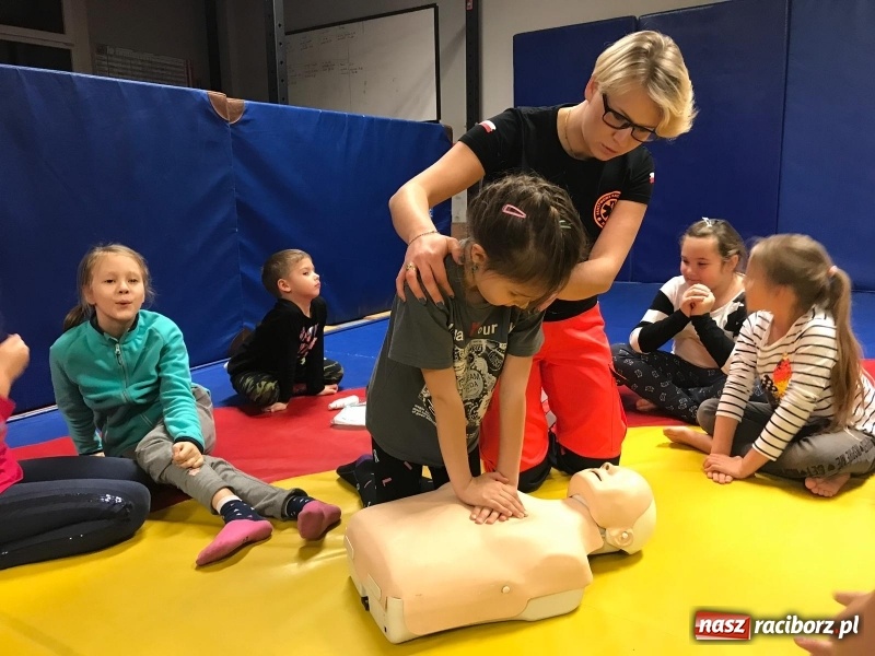 Zdjęcie w galerii na portalu naszraciborz.pl: Kolejne zajęcia profilaktyczne w Klubie Łamator  wiadomości z regionu