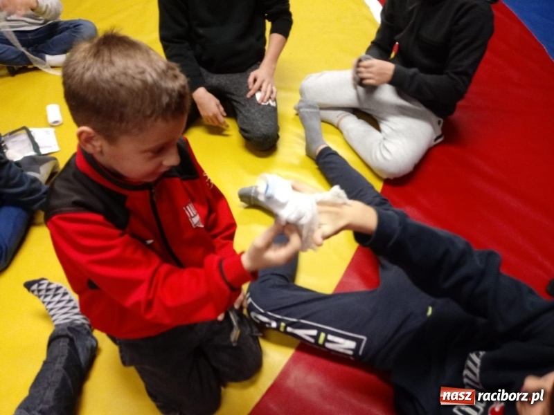 Zdjęcie w galerii na portalu naszraciborz.pl: Kolejne zajęcia profilaktyczne w Klubie Łamator  wiadomości z regionu