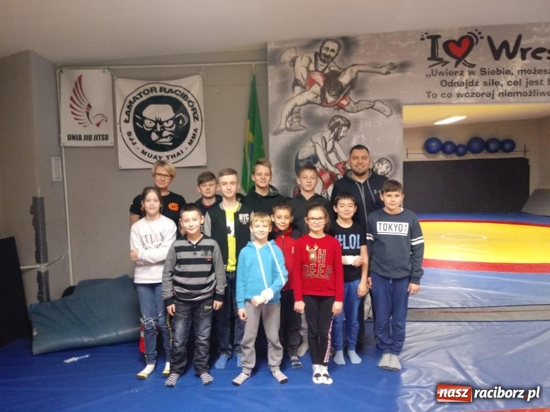 Zdjęcie w galerii na portalu naszraciborz.pl: Kolejne zajęcia profilaktyczne w Klubie Łamator  wiadomości z regionu