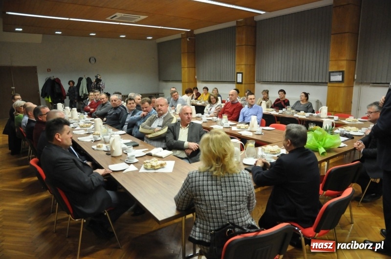 Zdjęcie w galerii na portalu naszraciborz.pl: Plan zrealizowany w 100 procentach. Pożegnali wicewójta, przywitali starostę  wiadomości z regionu