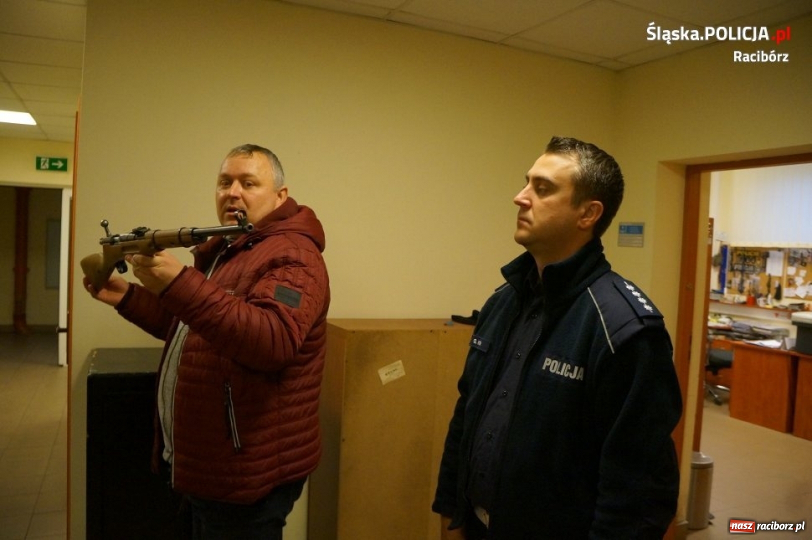 Zdjęcie w galerii na portalu naszraciborz.pl: Policja szuka narybku. Dzień otwarty w komendzie FOTO i WIDEO wiadomości z regionu