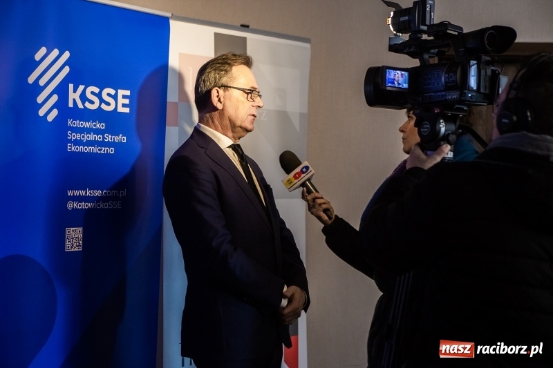 Zdjęcie w galerii na portalu naszraciborz.pl: O inwestowaniu w specjalnej strefie gospodarczej dyskutowano w hotelu Racibor  wiadomości z regionu