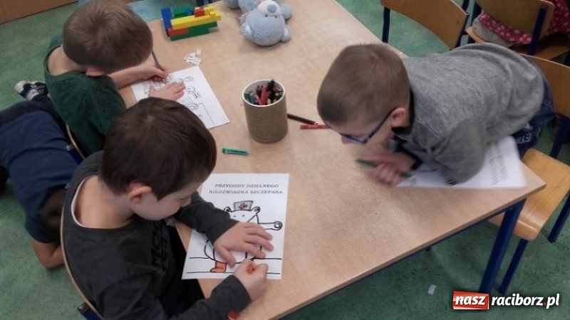 Zdjęcie w galerii na portalu naszraciborz.pl: Klub Zdrowego Przedszkolaka, czyli szkolenia dla koordynatorów przedszkolnych w raciborskim Sanepidzie wiadomości z regionu