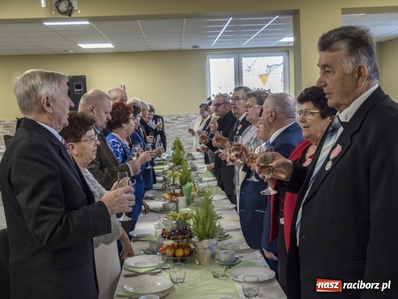 Zdjęcie w galerii na portalu naszraciborz.pl: Diamentowe, szmaragdowe i złote gody w Gminie Kornowac  wiadomości z regionu
