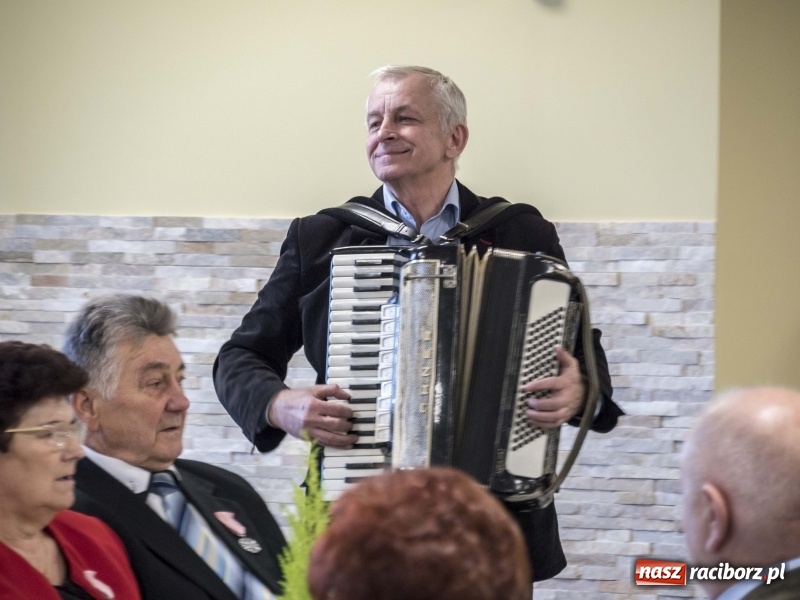 Zdjęcie w galerii na portalu naszraciborz.pl: Diamentowe, szmaragdowe i złote gody w Gminie Kornowac  wiadomości z regionu
