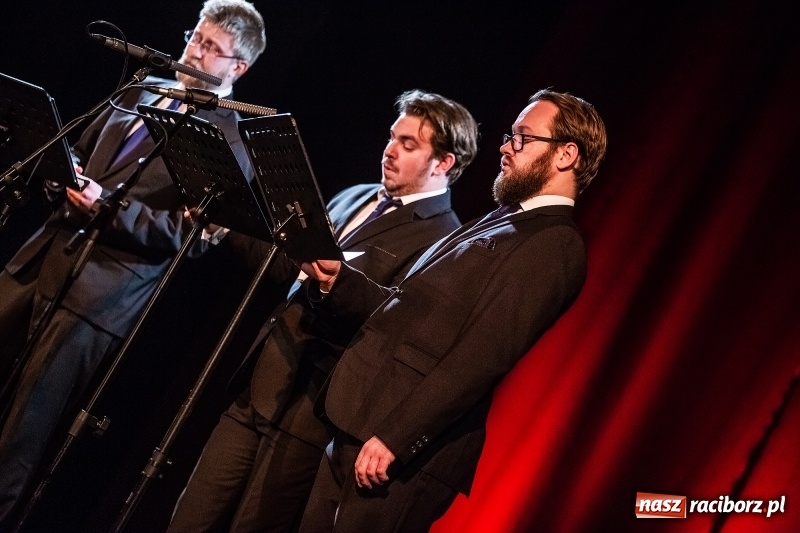Zdjęcie w galerii na portalu naszraciborz.pl: Międzynarodowy Festiwal im. Grzegorza Gerwazego Gorczyckiego - Gentelmans wiadomości z regionu